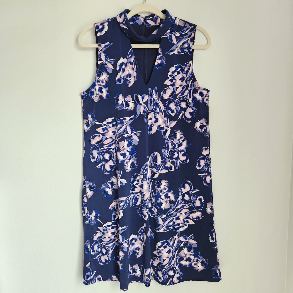 Ivanka Trump Navy Blue Floral V-Neck Keyhole Sleeveless Dress Knee Length Size M
